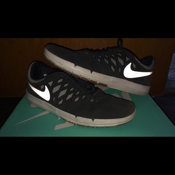 Black Nike SB Free, 8.5