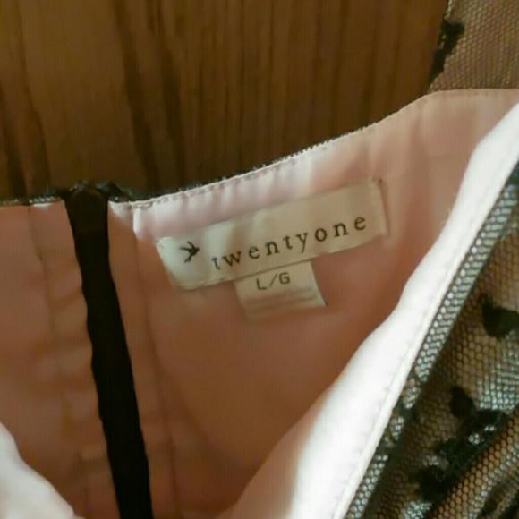 Tank top - Picture 2 of 2