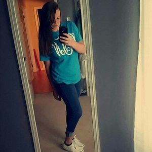 Meet your Posher, Cortney