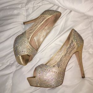 Homecoming/ Prom/ Wedding/ formal heels