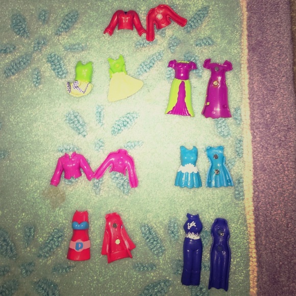 Magnetic Polly pocket clothes