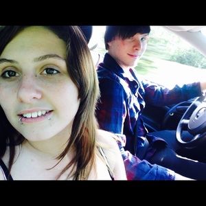 Meet your Posher, Heika