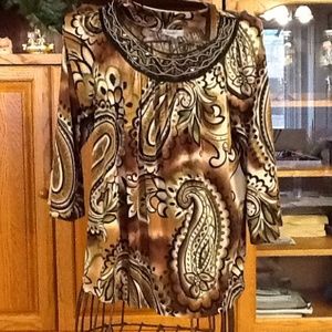 Brown and green flower top