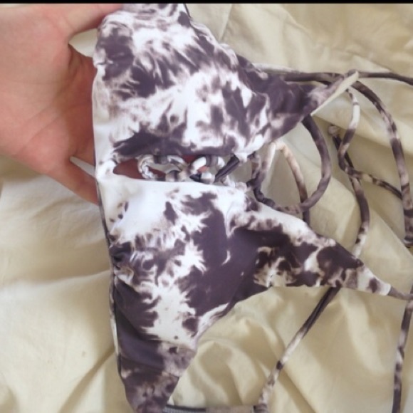Extra listing
