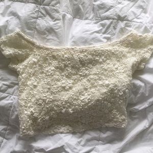 SOLD 🎉 HOLLISTER Crop top