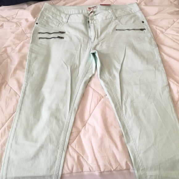 Jr's capris