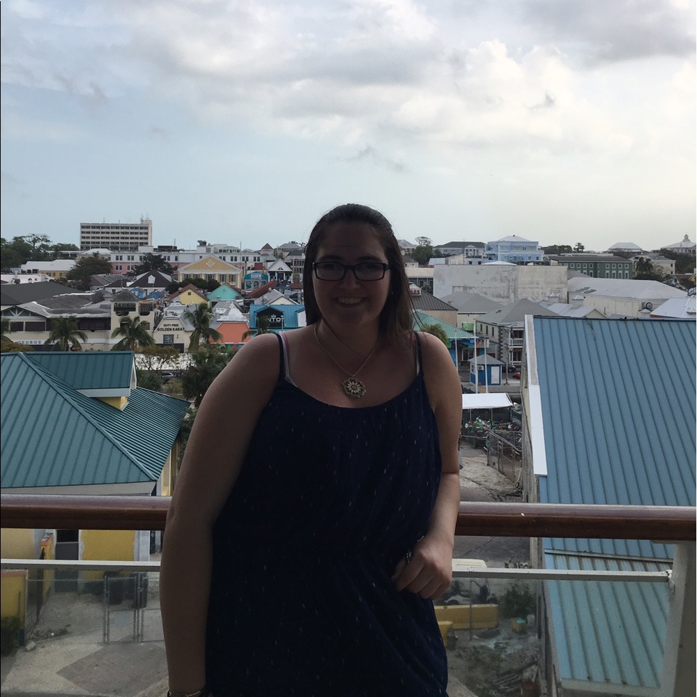 Meet your Posher, Amanda