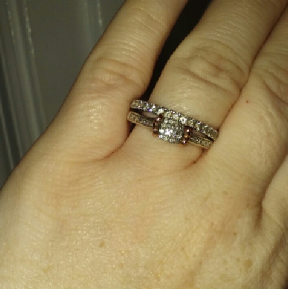 Engagement Ring/Band - Picture 2 of 3
