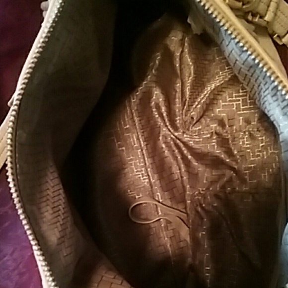 Cole Haan Cream color shoulder bag - Picture 3 of 4