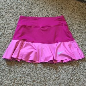 Woman's Nike tennis skirt