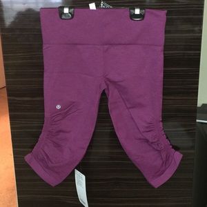 NWT Lululemon In The Flow Crop Sz 8