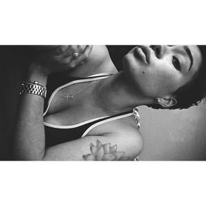 Meet your Posher, Navie