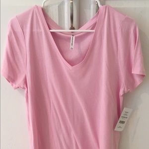 NWT Fabletics light pink vneck L