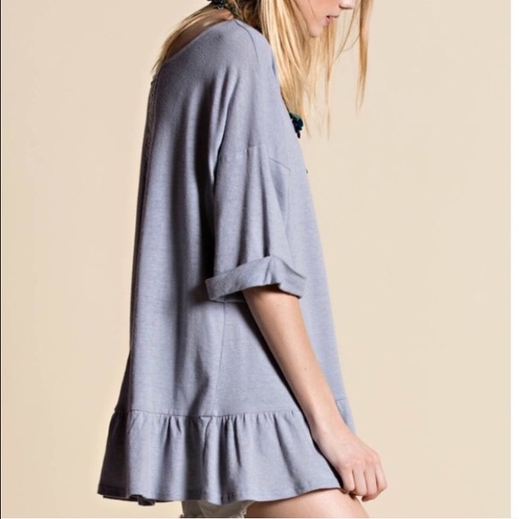 LAST PIECE tunic top with ruffle bottom - Picture 2 of 4