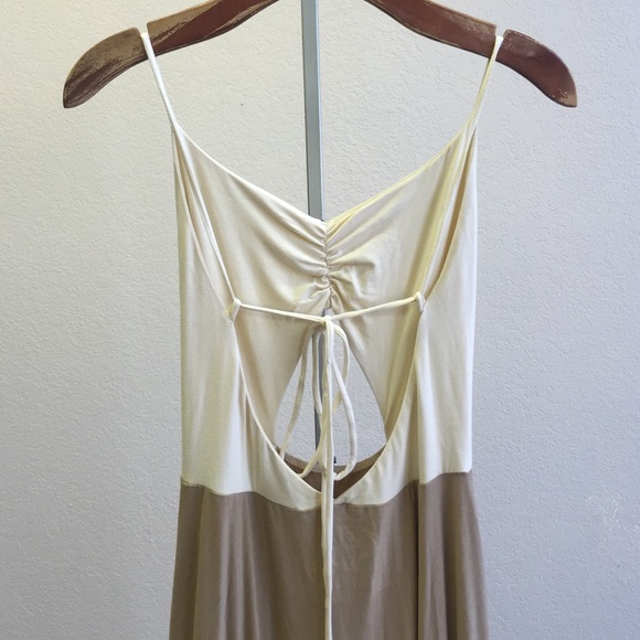 Blu Life Keyhole Ruched Dress - Picture 3 of 4