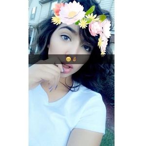 Meet your Posher, Aimee