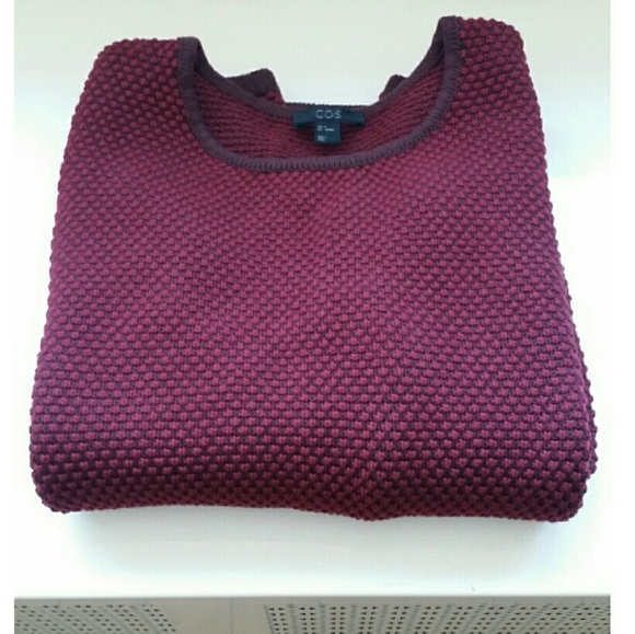 COS Red/Burgundy Sweater Europe Size Medium