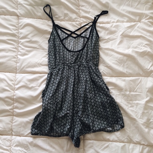 H&M romper - Picture 2 of 4