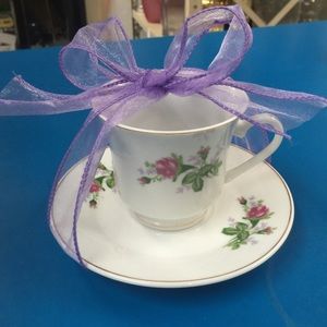 Teacup and saucer
