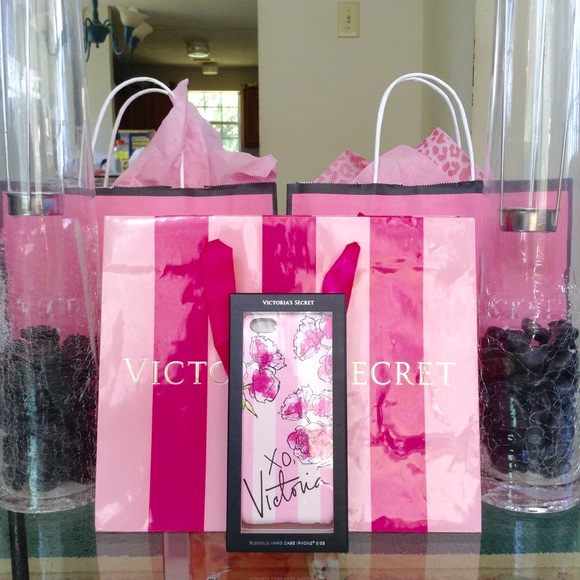 NEW!! Victoria's Secret iphone 6/6s case