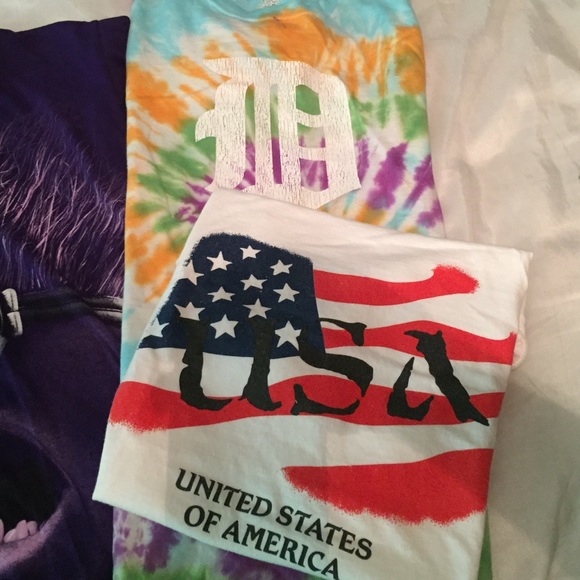 T shirt bundle - Picture 3 of 4