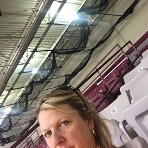 Meet your Posher, Joy