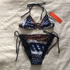 Clover Canyon twist scarf string bikini, NWT small