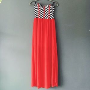 Iris Los Angeles - red chevron maxi