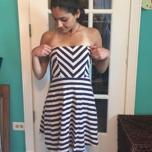 Great strapless summer dress