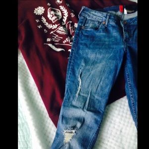 H&M ripped medium wash skinny jeans