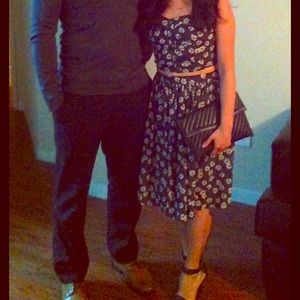 Cute Daisy print crop top and skirt set