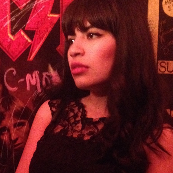 Meet your Posher, Brenda