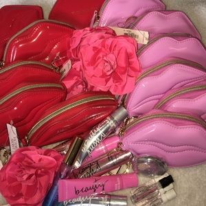 Mystery Pick ❓❔❓❔ 2 Items
