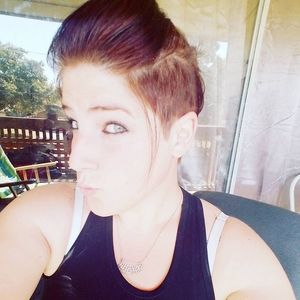 Meet your Posher, Amanda