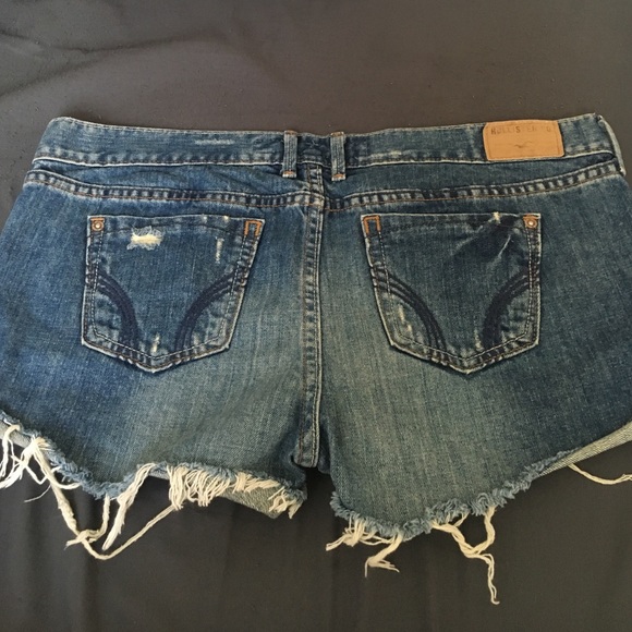 Hollister Jean shorts - Picture 2 of 3