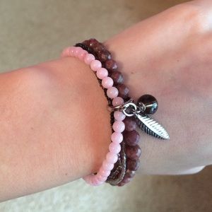 Light pink/neutral bundle bracelet