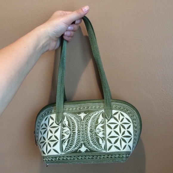Green purse