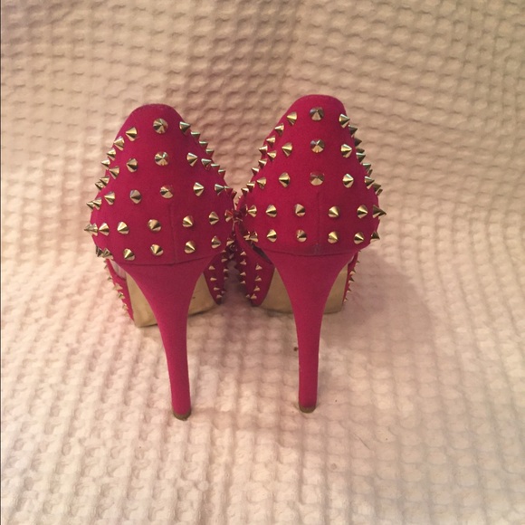 Liliana Fuchsia Spiked Heels - Picture 3 of 4