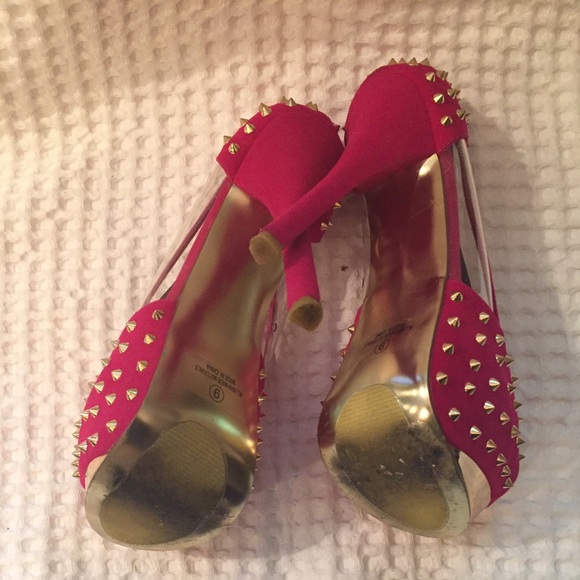 Liliana Fuchsia Spiked Heels - Picture 4 of 4