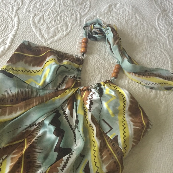 Beautiful vibrant summer dress! - Picture 3 of 8