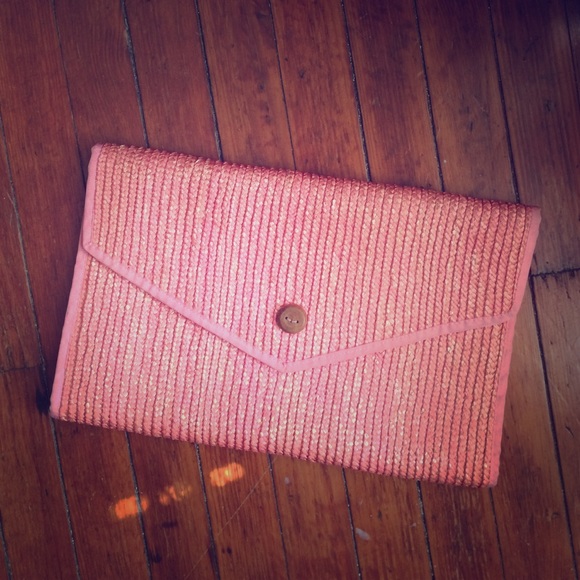 large vintage pink straw clutch - Picture 1 of 4