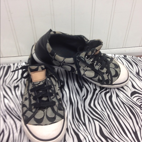 COACH BLACK AND White SNEAKERS
