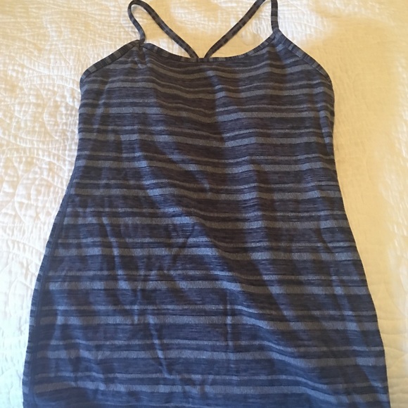 Sz 4-Lululemon grey and black striped power tank