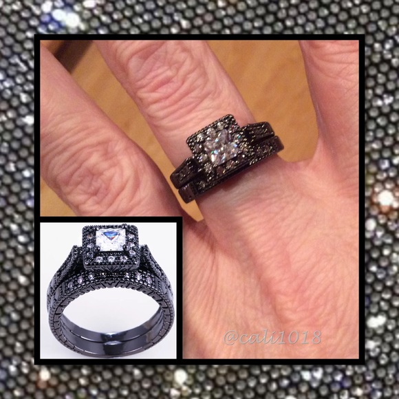 🆕2pc Princess Cut 18k Black GF Sapphire Ring Set