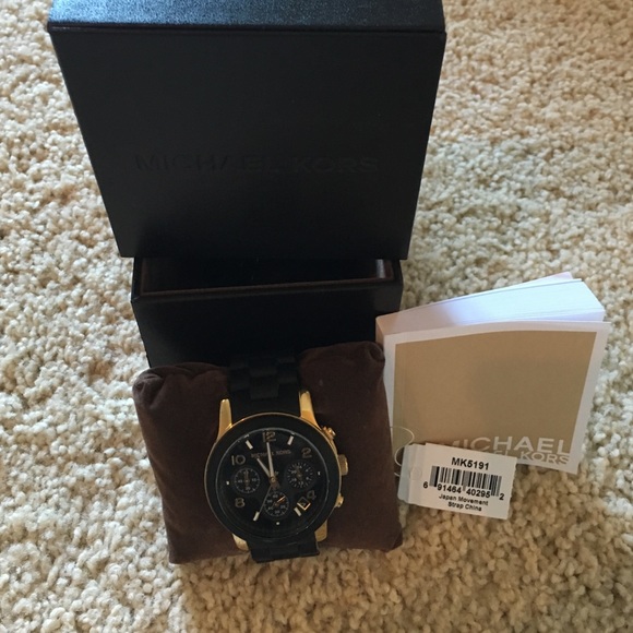 Michael Kors Navy and Gold Women\ display picture 3