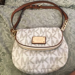 MK purse