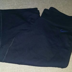 Nike workout capris