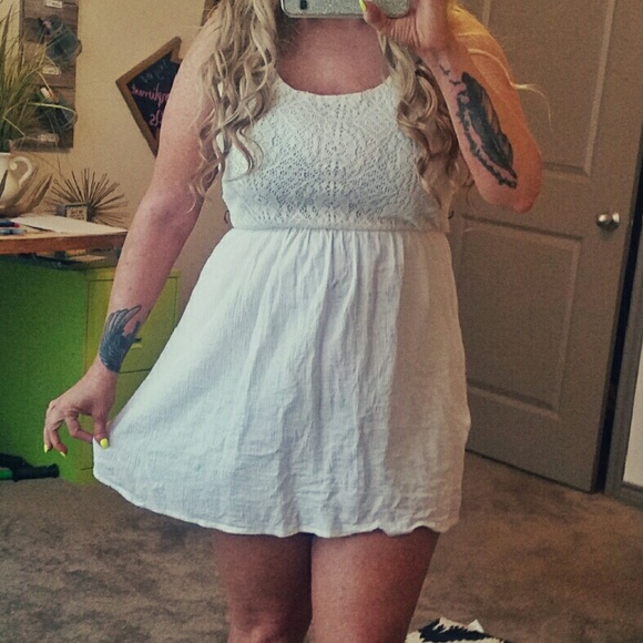 **sold**Off white mini dress