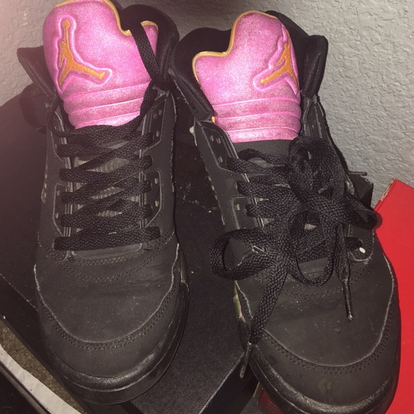 GIRLS AIR JORDAN 5 RETRO (GS) - Picture 2 of 2