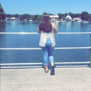 Meet your Posher, Rayagn